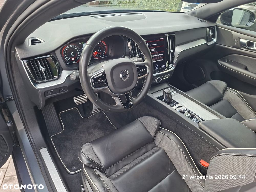 Volvo S60 B4 B R-Design - 18