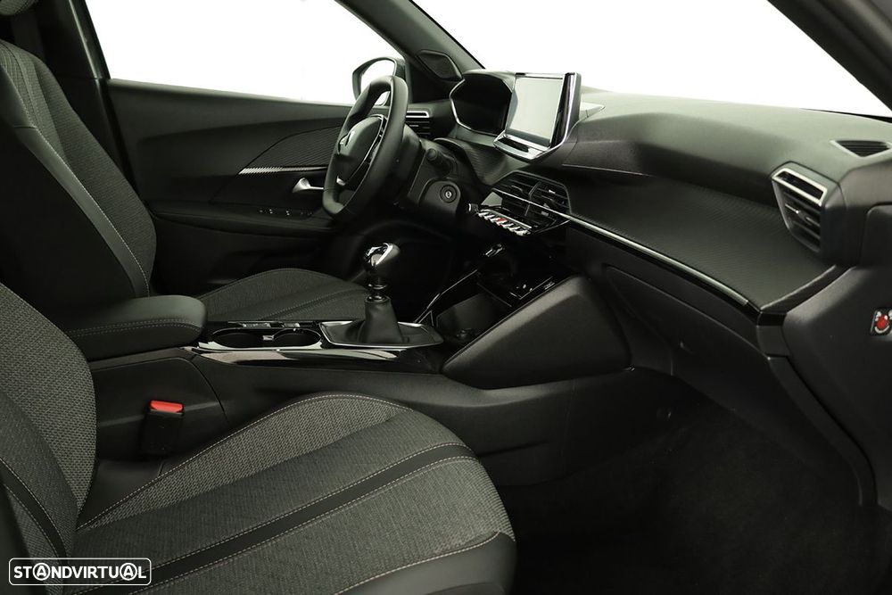 Peugeot 2008 1.2 PureTech Allure - 21