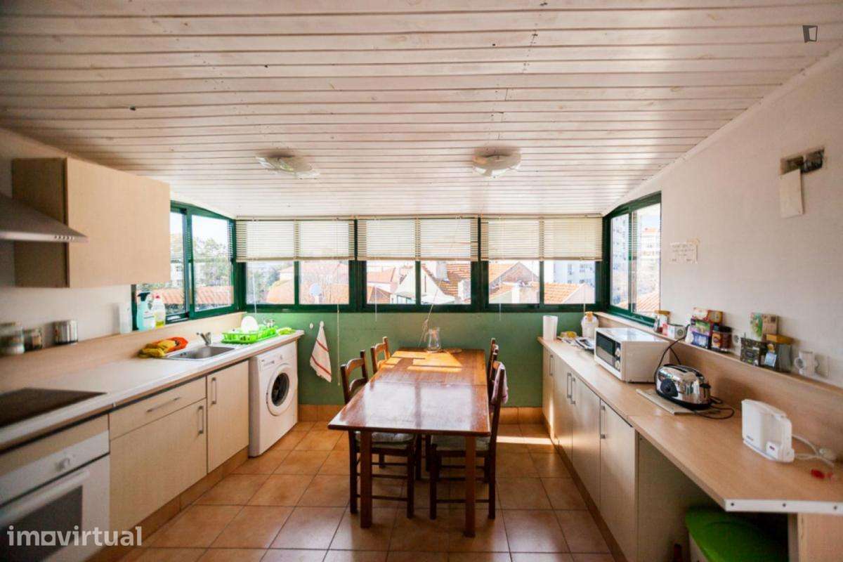 Quarto - localizado em Estrela Lisbon - Grande imagem: 3/25