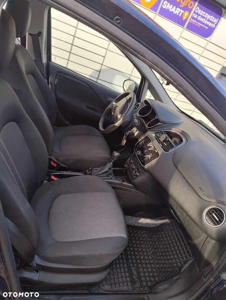 Fiat Punto 1.4 Easy S&S - 8