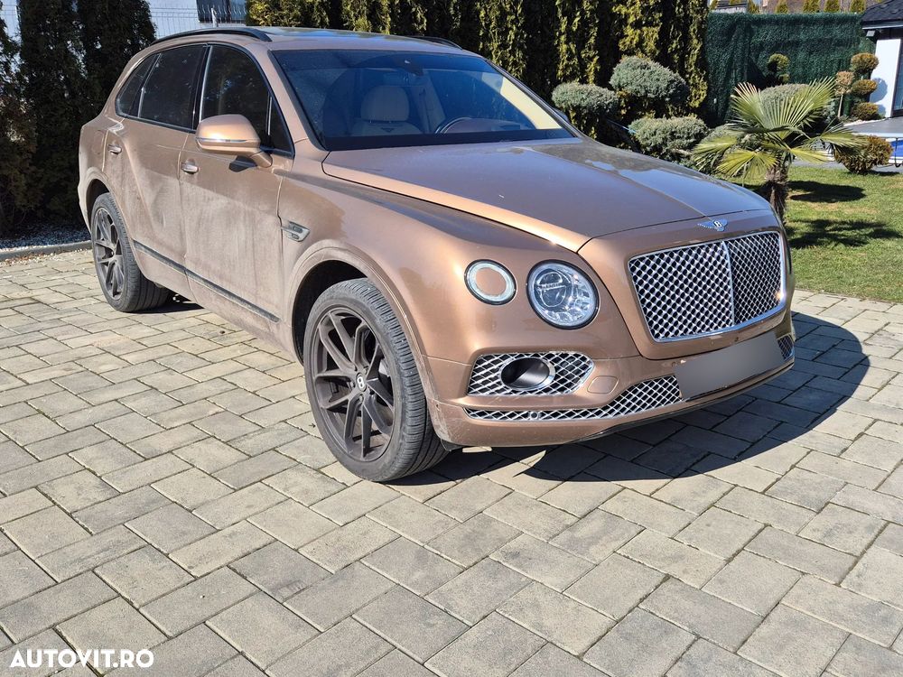 Bentley Bentayga W12 Mulliner - 2