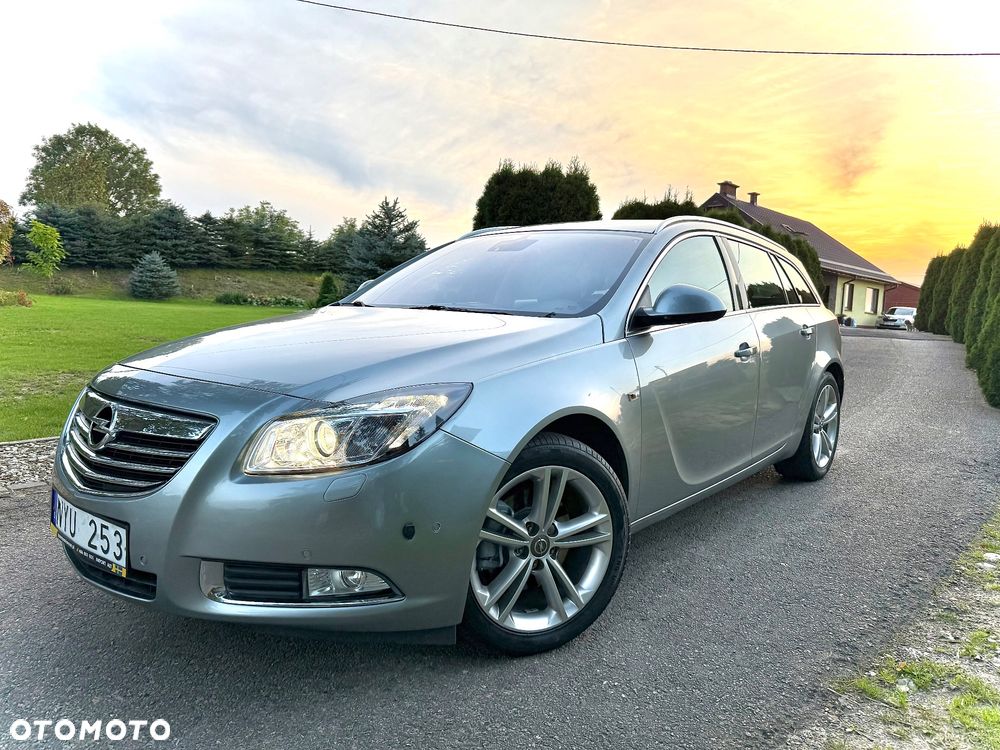 Opel Insignia 2.0 Turbo Sports Tourer ecoFLEXStart/Stop - 1