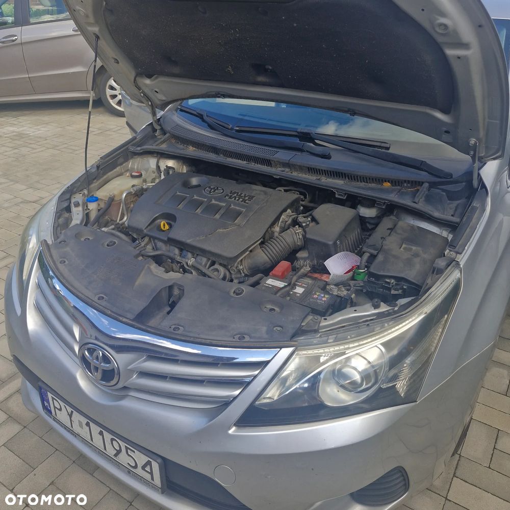 Toyota Avensis 2014 photo 5