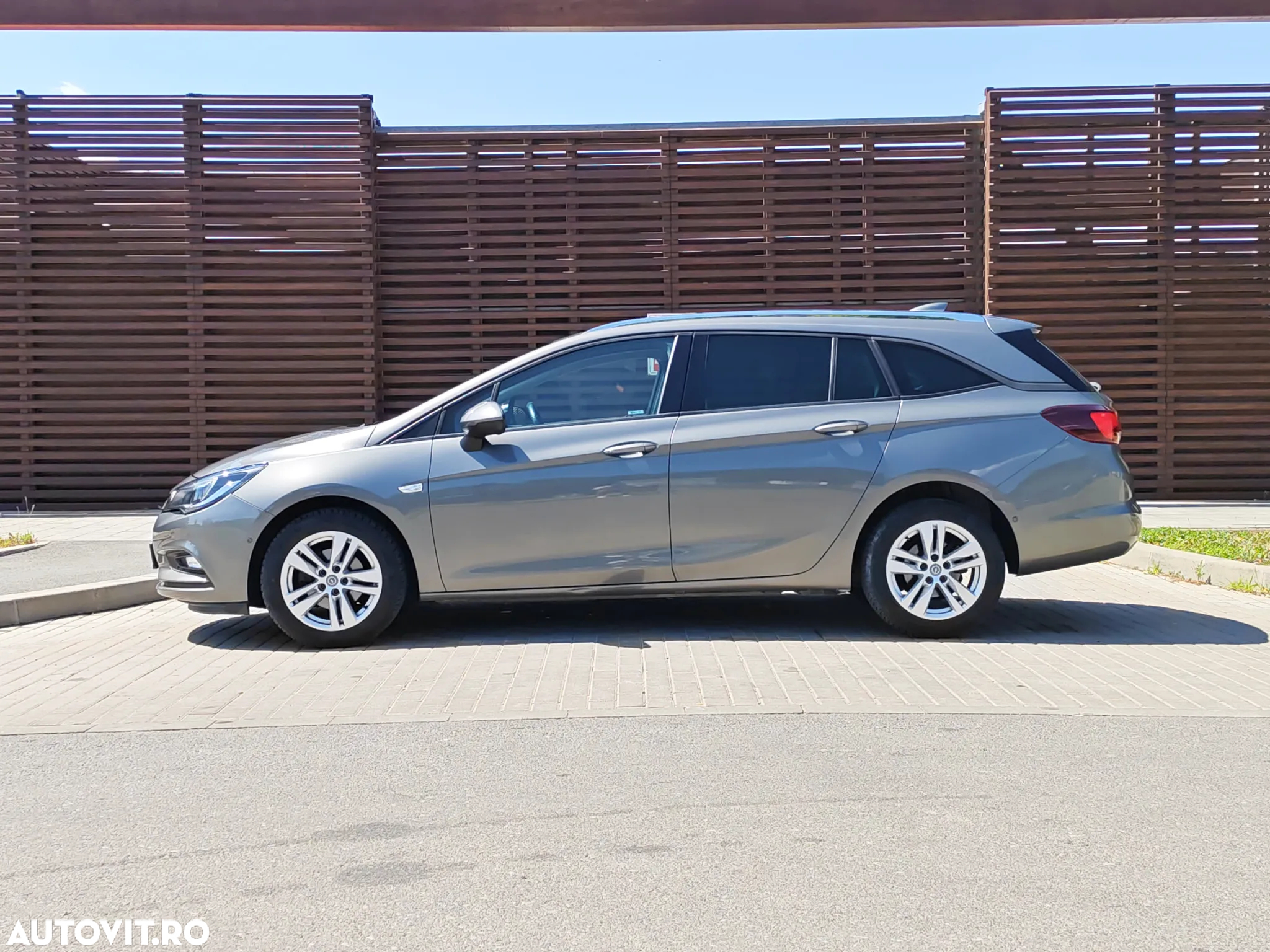 Opel Astra 1.6 CDTI ECOTEC Start/Stop Innovation - 9