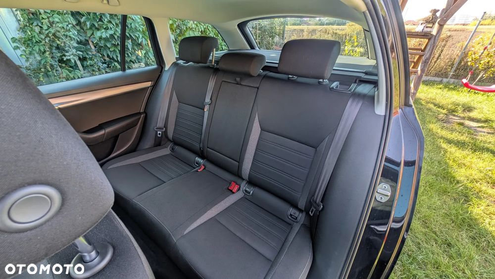 Skoda Octavia 1.6 TDI Ambition - 9