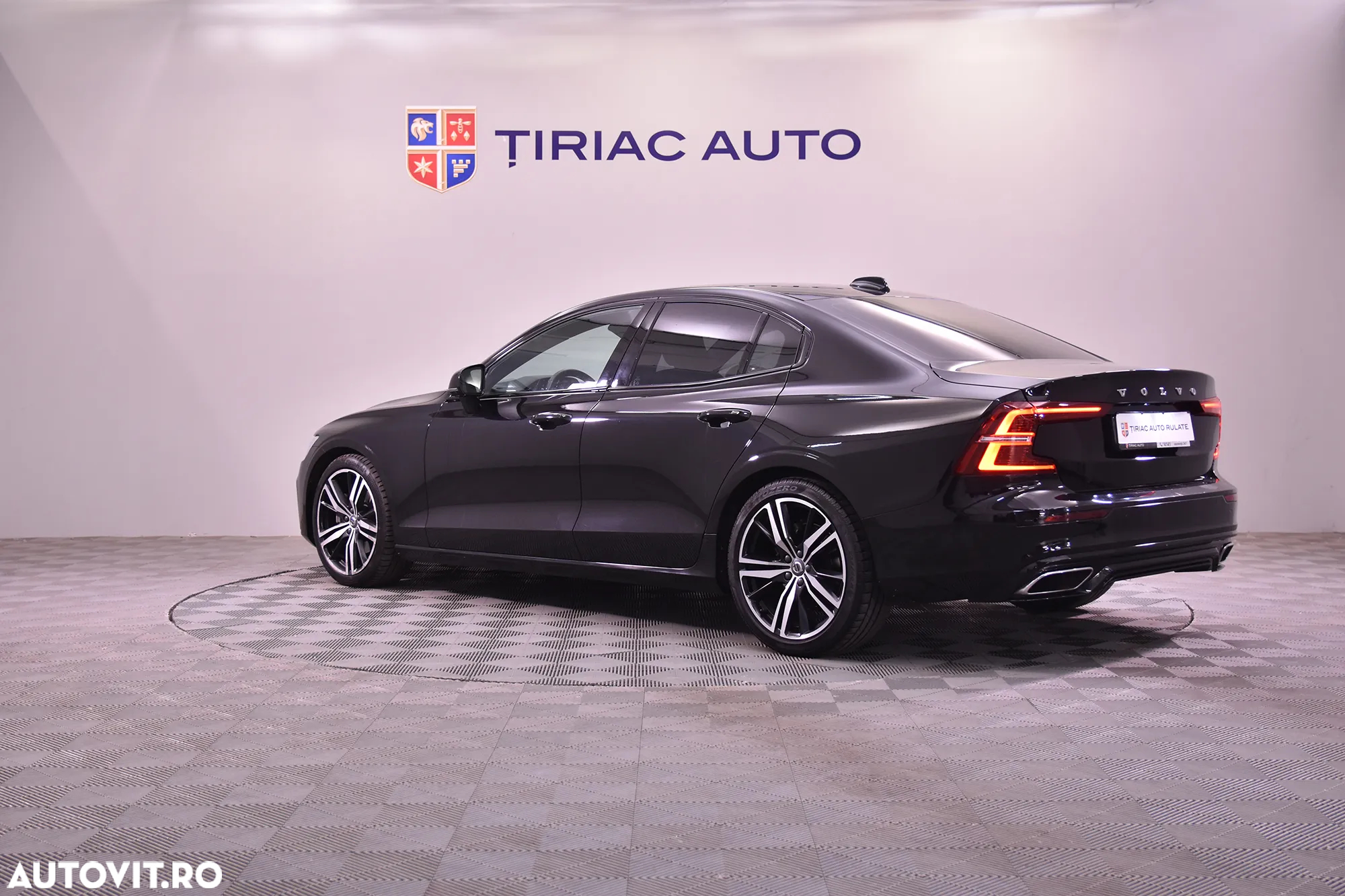 Volvo S60 - 3