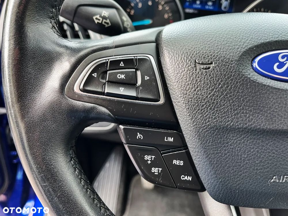 Ford Kuga 1.5 EcoBoost 2x4 Cool & Connect - 29