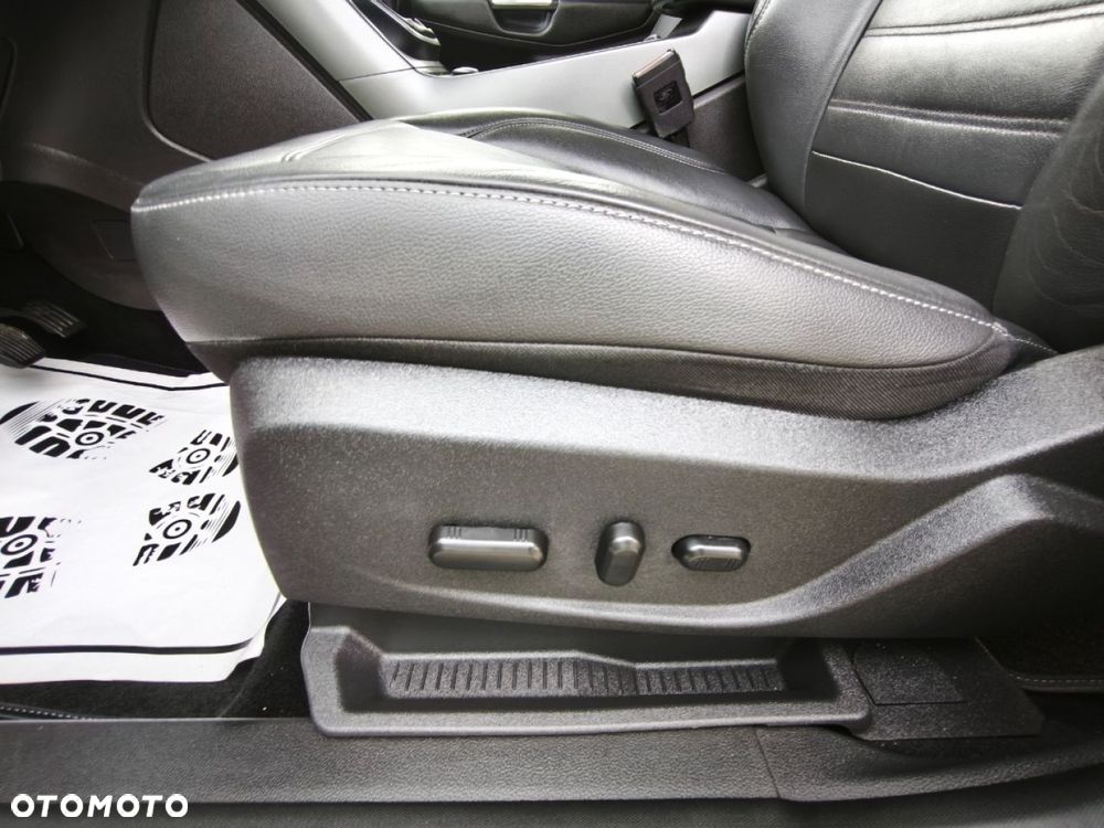 Ford Kuga - 14