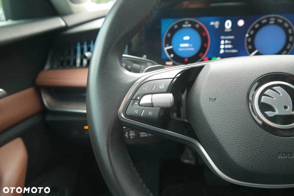 Skoda Superb 2.0 TDI SCR 4x4 L&K DSG - 21