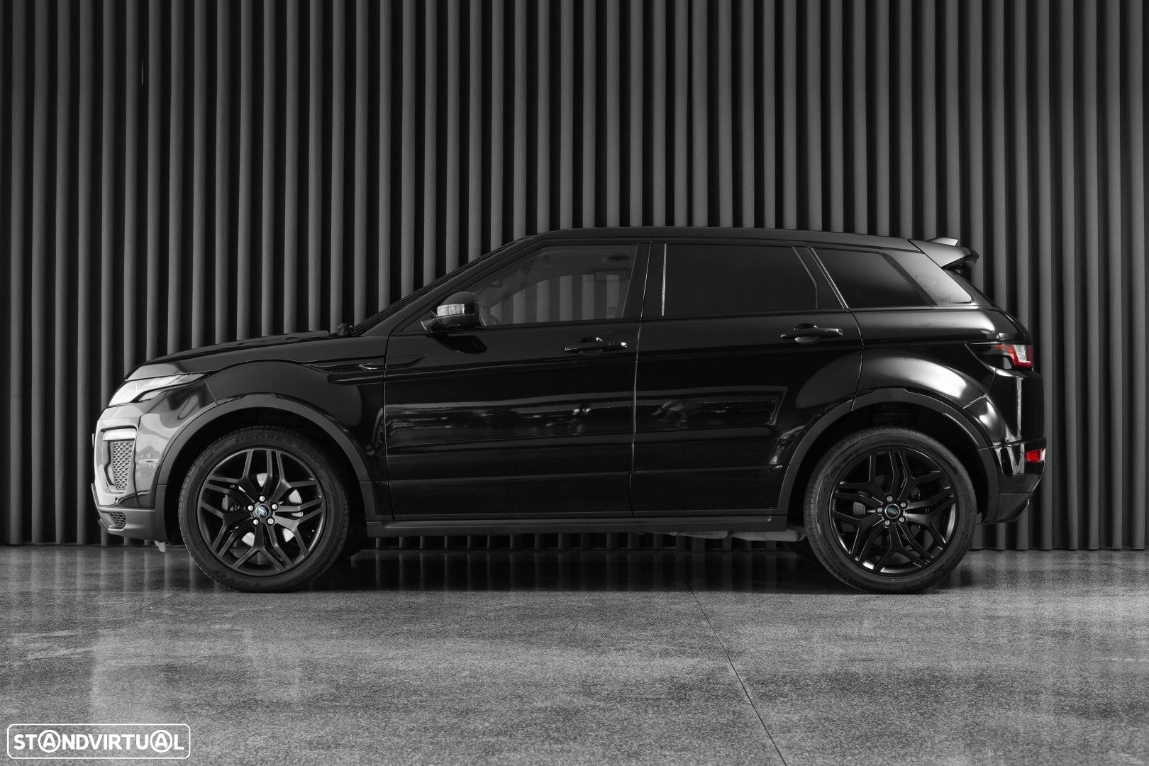 Land Rover Range Rover Evoque 2.0 D180 AWD HSE Auto - 2
