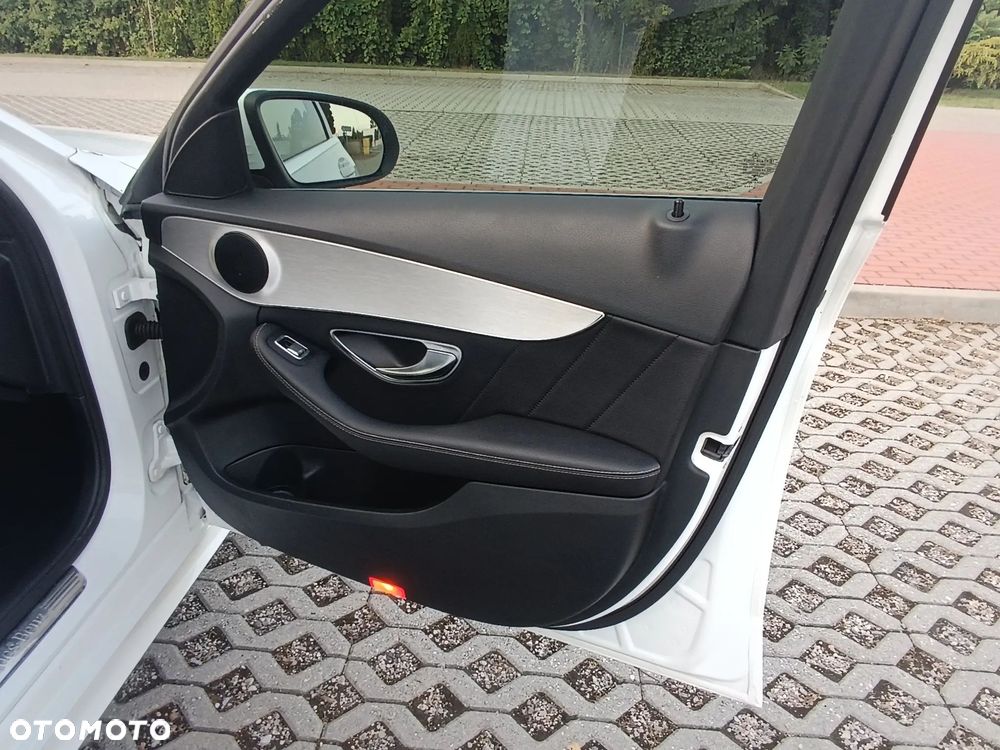 Mercedes-Benz Klasa C - 21