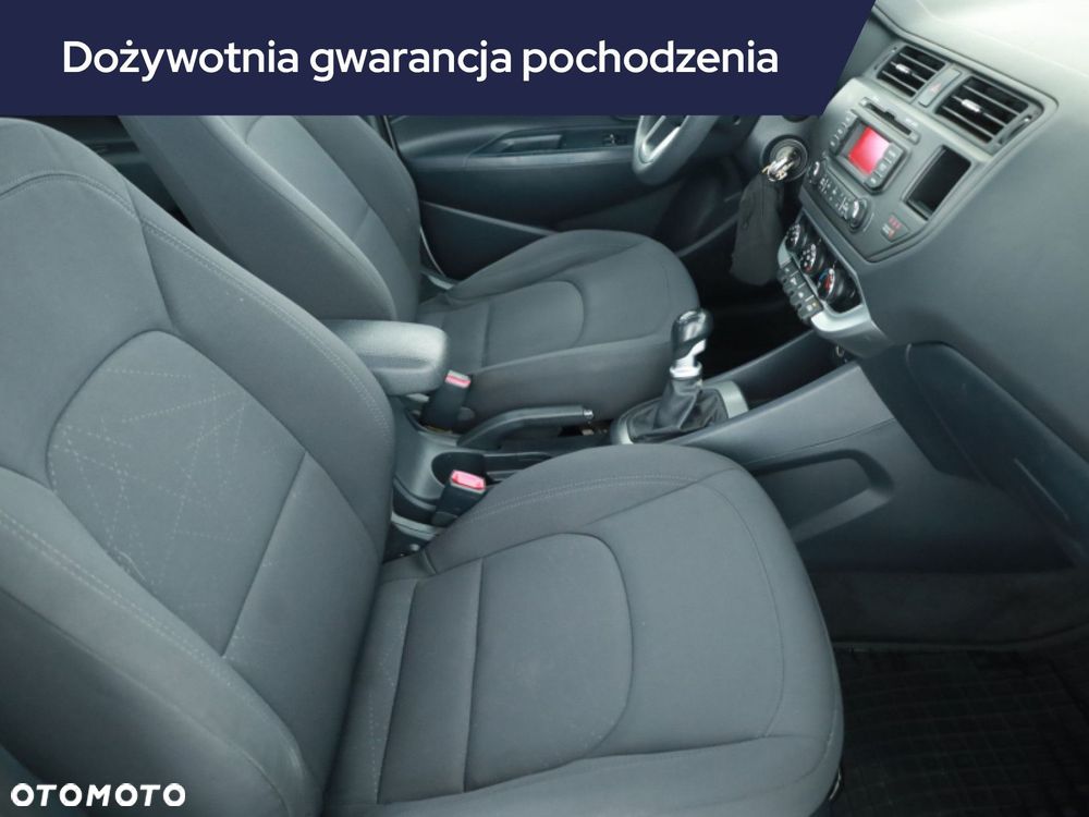 Kia Rio - 9