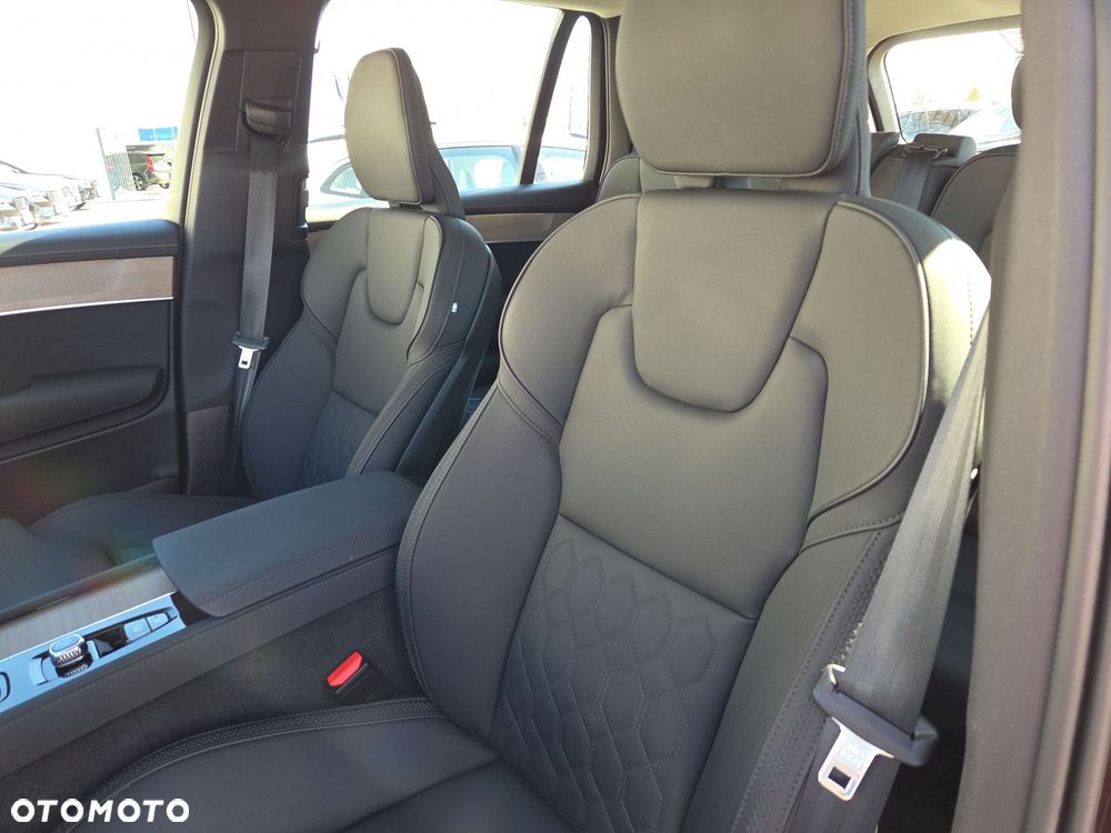 Volvo XC 90 B5 B AWD Plus Dark 7os - 24
