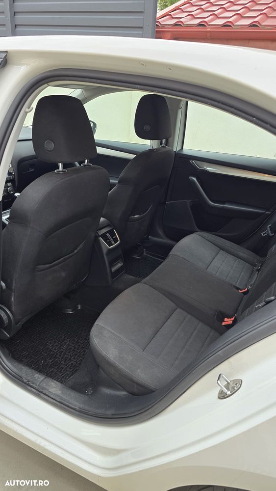 Skoda Octavia 1.6 TDI Style - 8