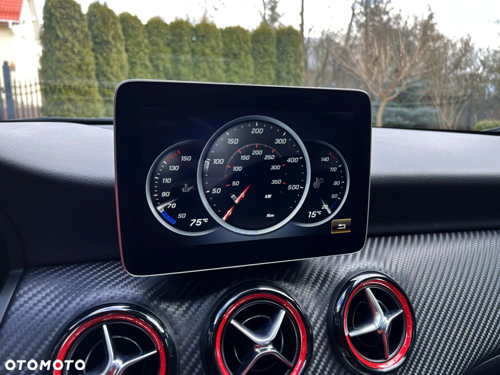 Mercedes-Benz Klasa A AMG 45 4Matic AMG Speedshift 7G-DCT - 33