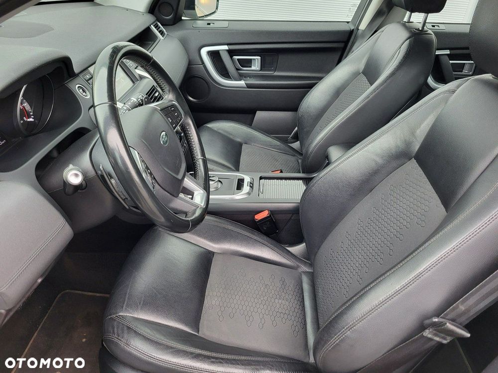 Land Rover Discovery Sport - 16