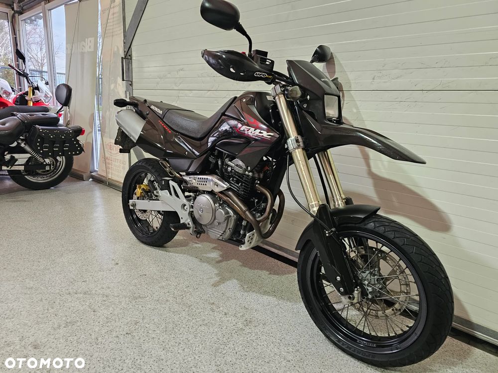 Honda FMX - 16
