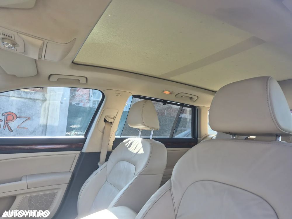 Skoda Superb 2.0 TSI Elegance DSG - 35