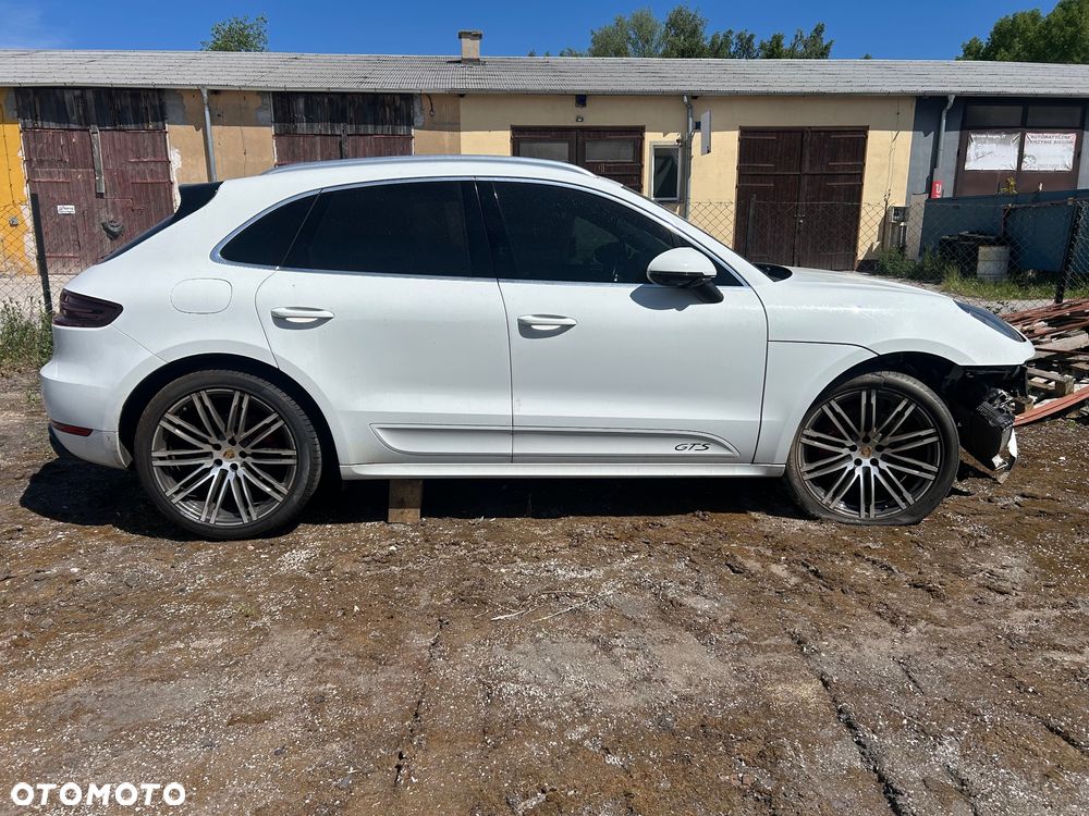 Porsche Macan GTS PDK - 6