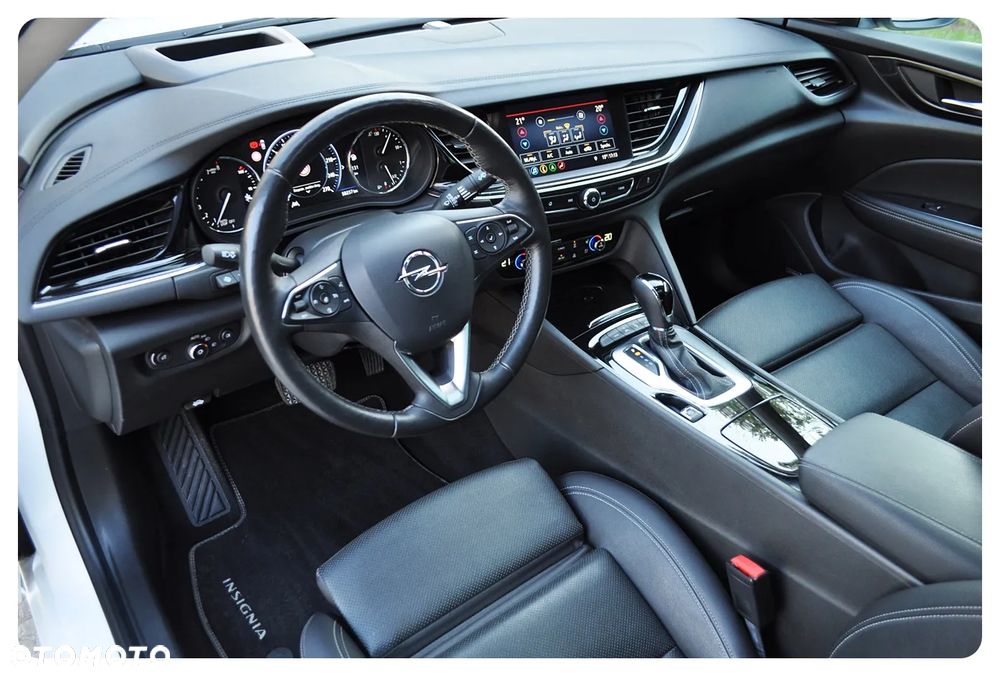 Opel Insignia 2.0 T Business Elegance S&S - 18