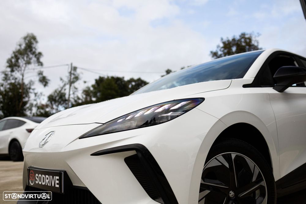 MG MG4 51 kWh Standard - 23