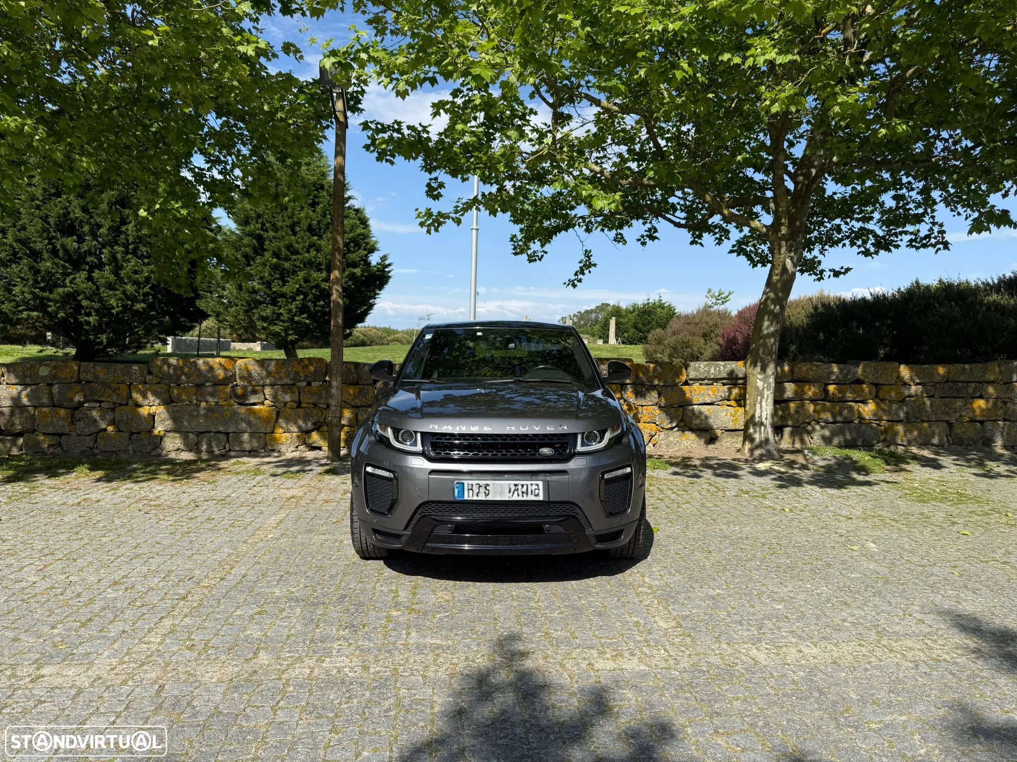 Land Rover Range Rover Evoque 2.0 TD4 SE Dynamic Auto - 1