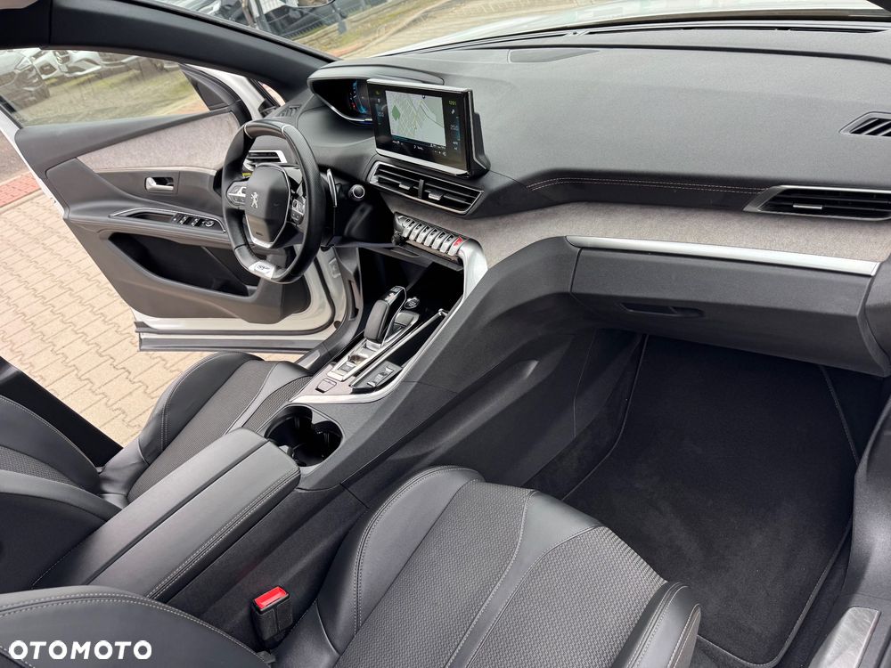 Peugeot 3008 - 19
