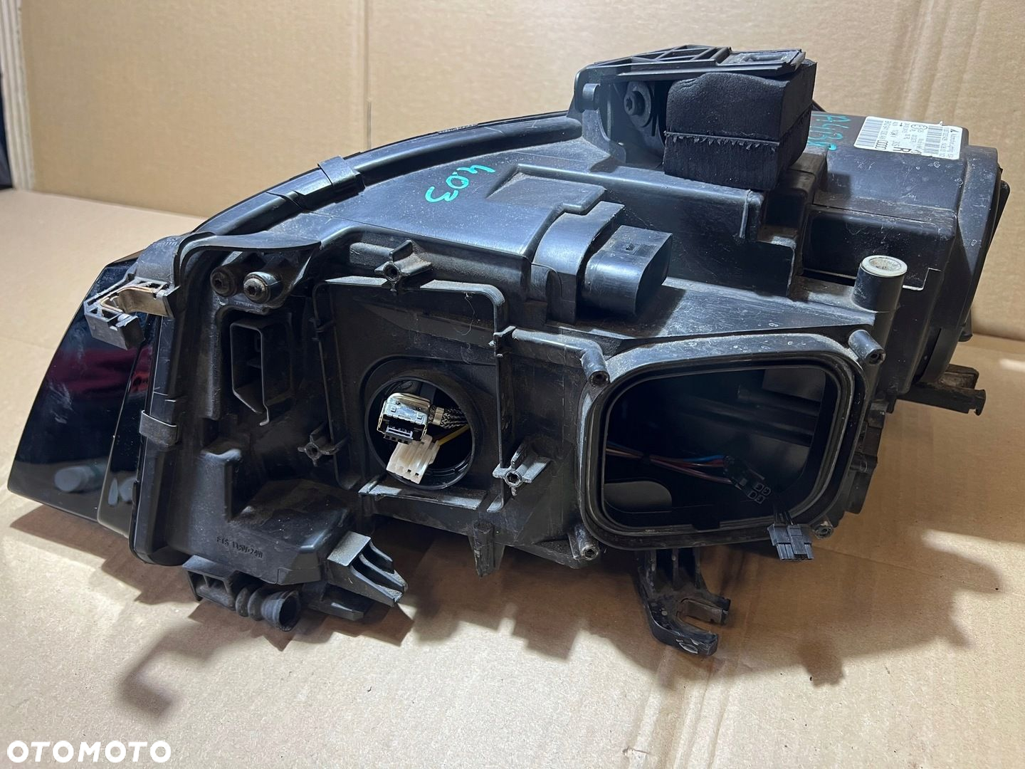 AUDI A4 B8 LAMPA XENON PRAWY PRZÓD PRAWA PRZEDNIA LED - 11