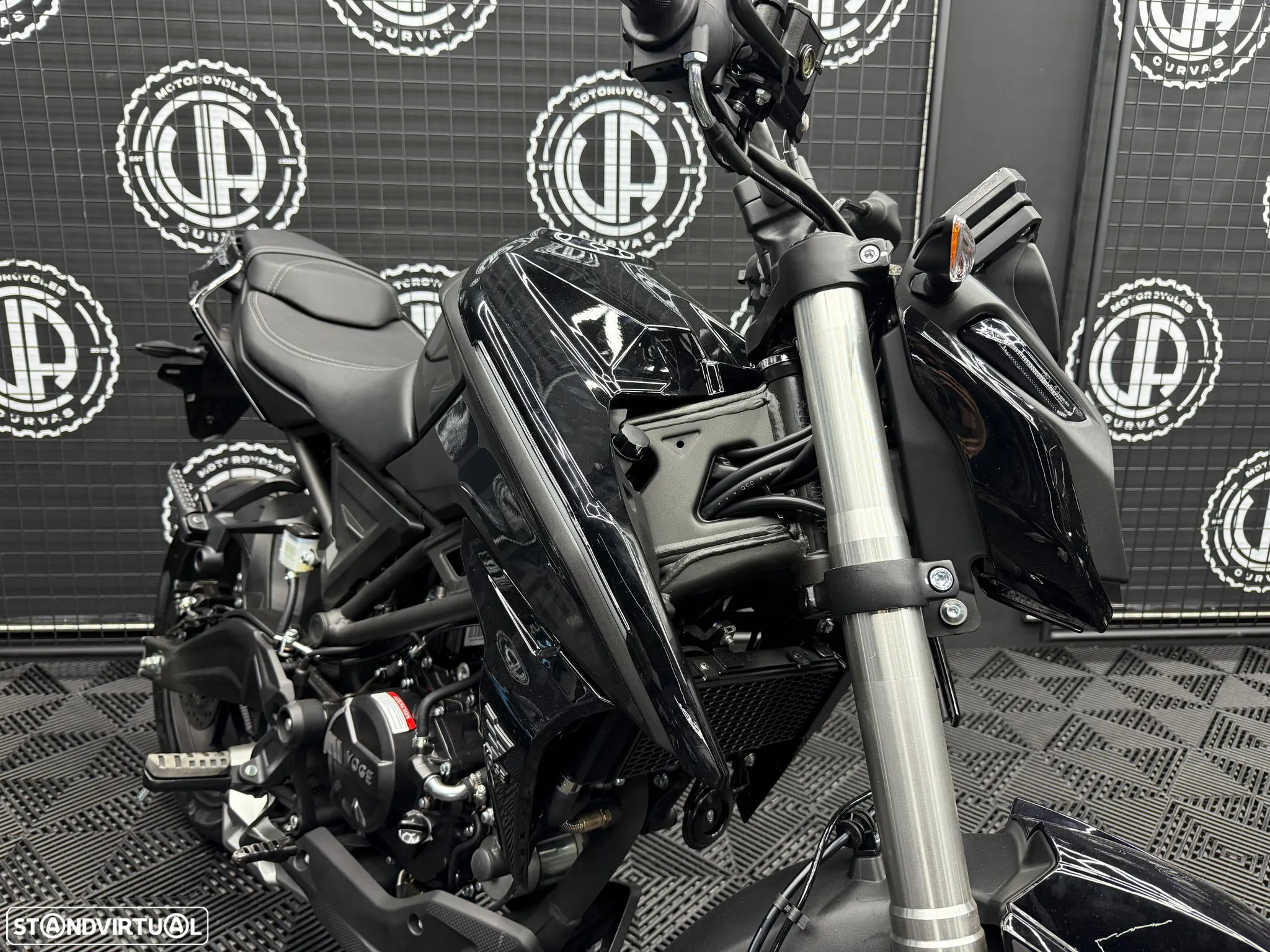 Voge 125R - 4