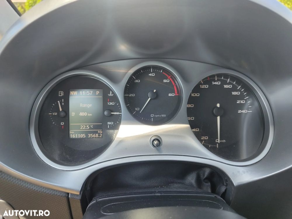 Seat Leon 1.6 TDI Style DSG - 5