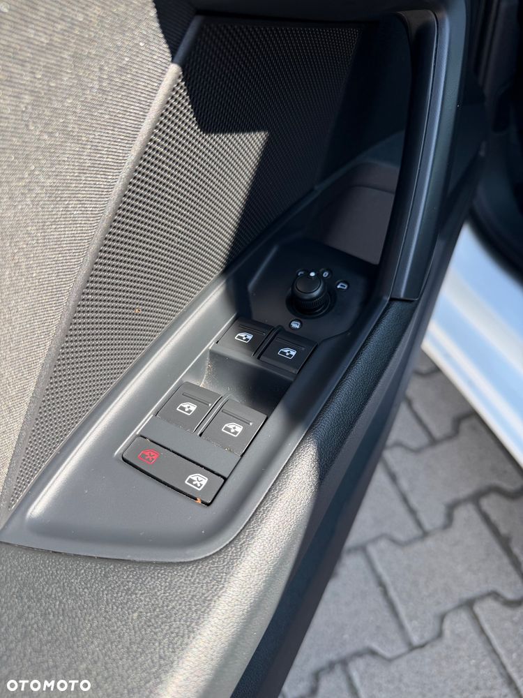 Audi A3 Sportback 30 TFSI - 17