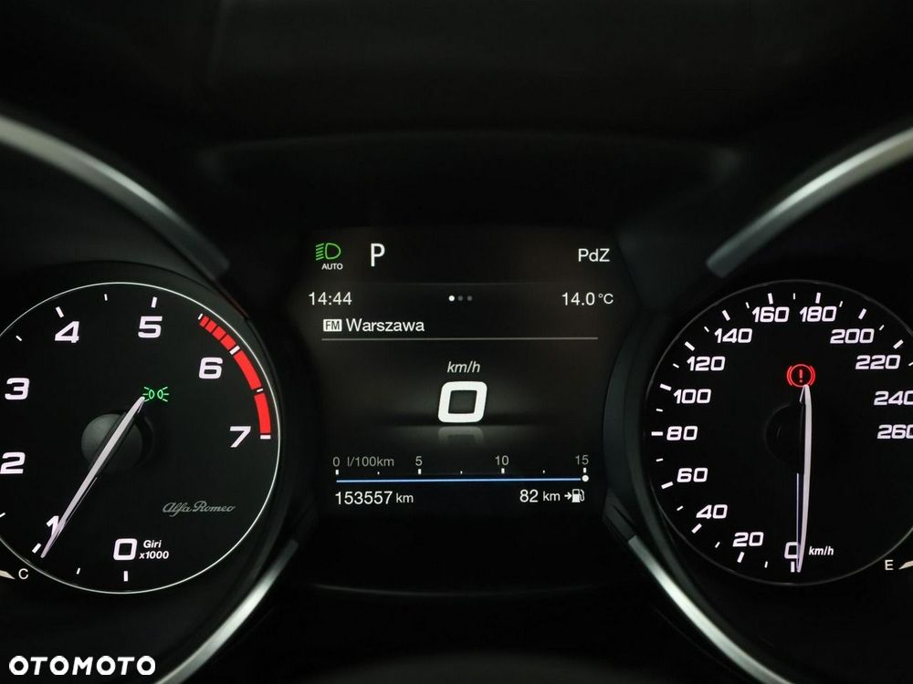 Alfa Romeo Stelvio 2.0 Turbo 16V AT8-Q4 Lusso - 23