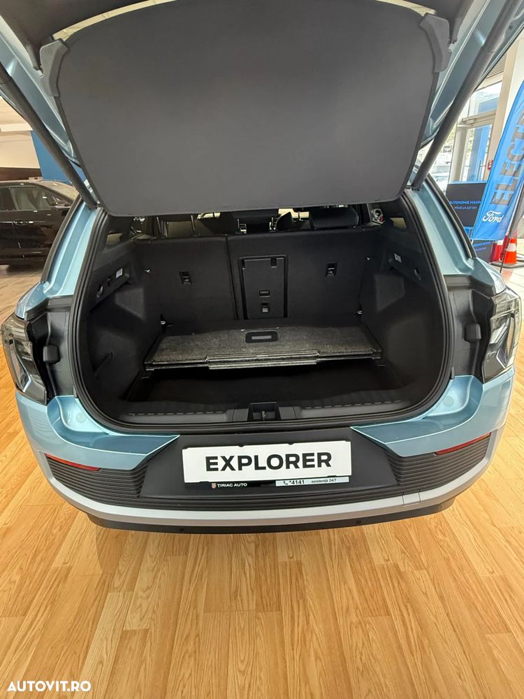 Ford Explorer RWD 77 kWh Extended Range Premium - 8