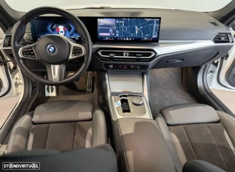 BMW i4 eDrive40 Pack Desportivo M - 14