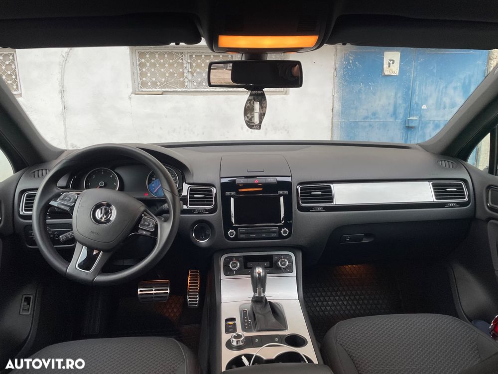 Volkswagen Touareg 3.0 V6 TDI BMT - 7