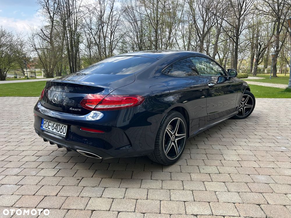 Mercedes-Benz Klasa C 200 4-Matic 9G-Tronic - 2