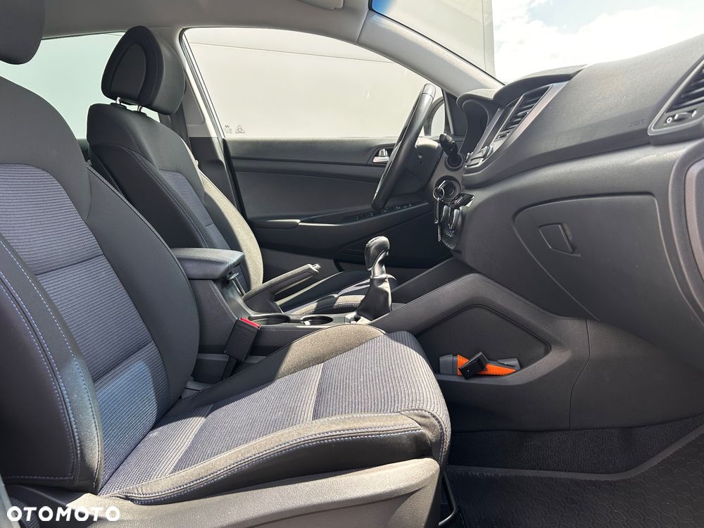 Hyundai Tucson 1.6 GDI BlueDrive GO 2WD - 20