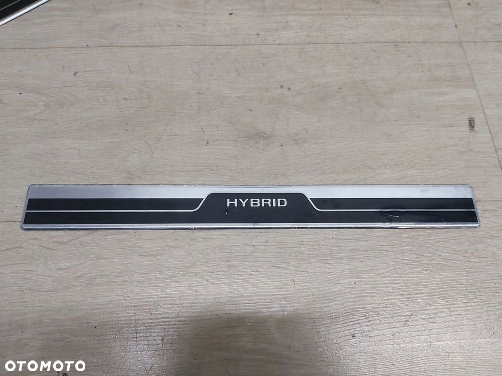 Toyota Prius IV 1,8 xw50 listwa progowa ozdobna - 1