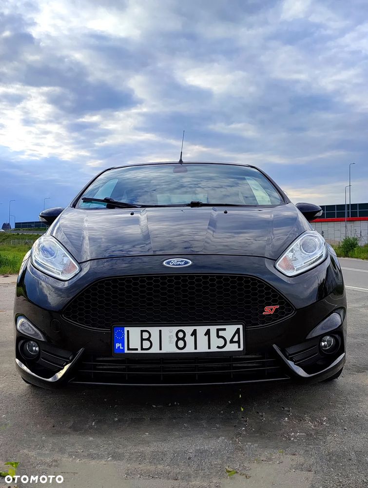 Ford Fiesta 1.6 EcoBoost ST - 9
