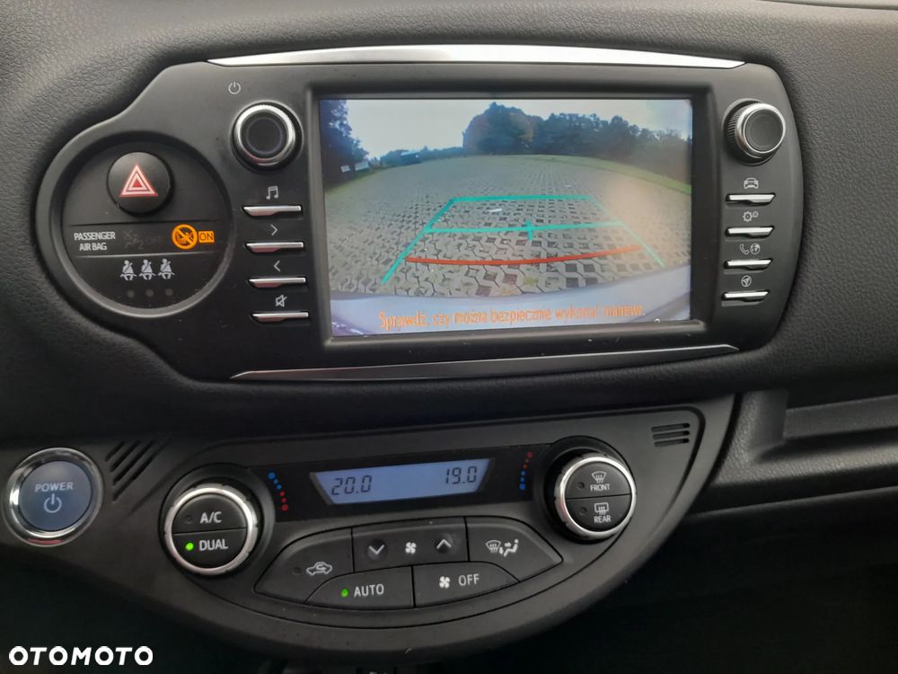 Toyota Yaris Hybrid 1.5 VVT-i Comfort - 37