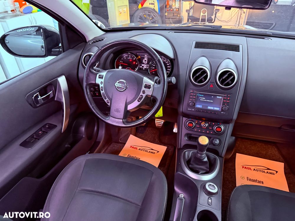 Nissan Qashqai 2.0 DCI 4 x 4 DPF tekna - 11