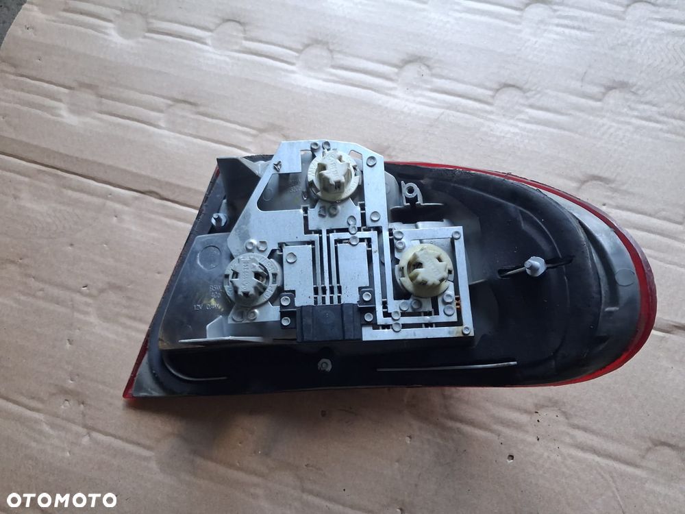 Lampa tył MERCEDES E KLASA W210 lift prawa lewa sedan   OE - 5