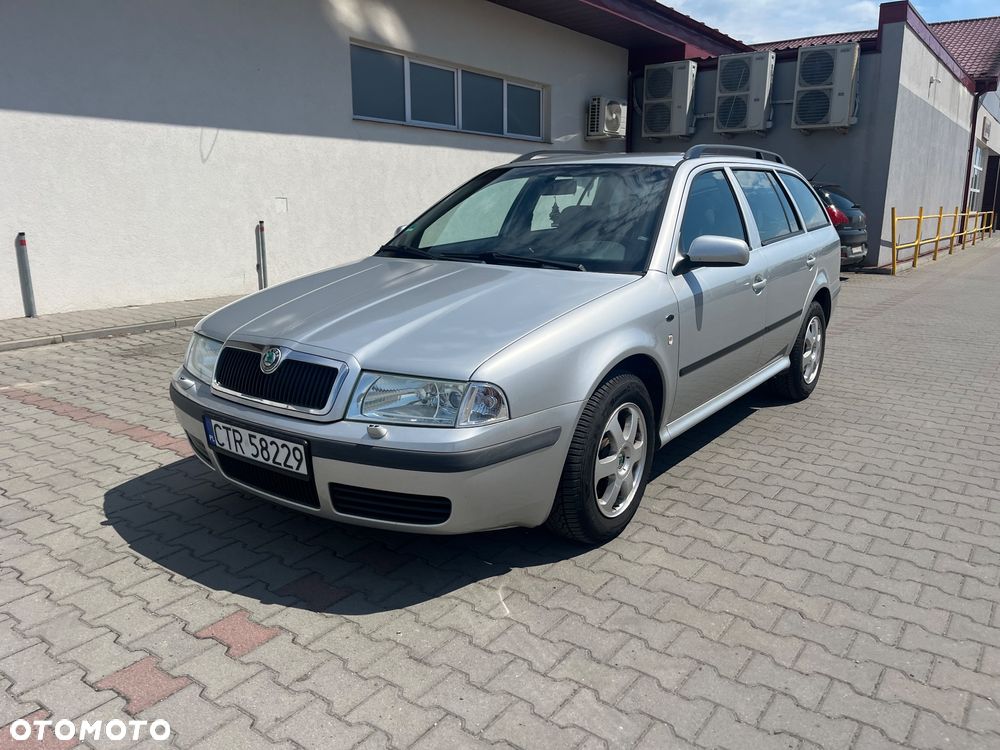 Skoda Octavia - 1