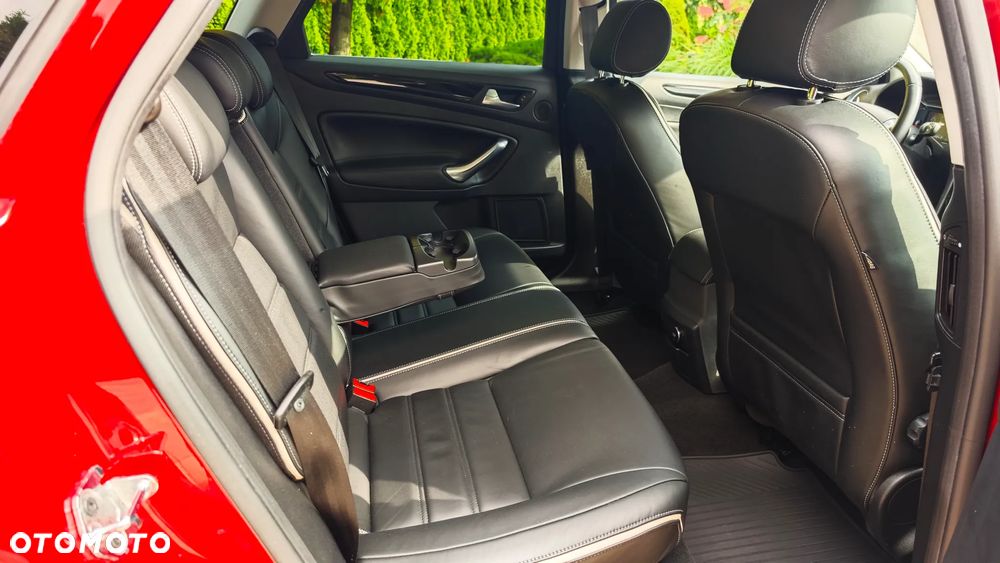 Ford Mondeo 2.0 EcoBoost Titanium S - 21