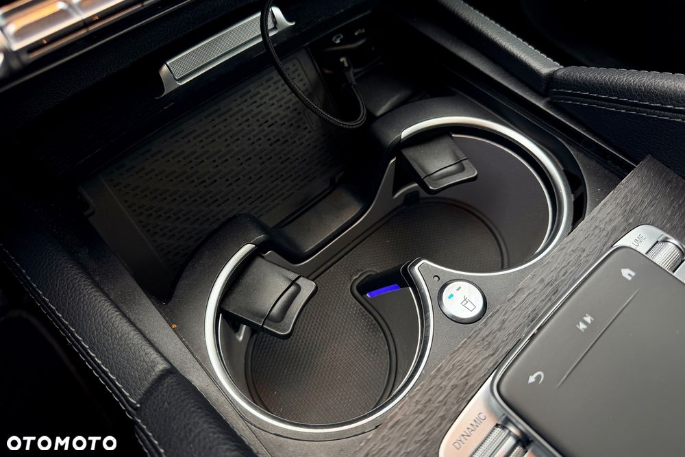 Mercedes-Benz GLS - 31