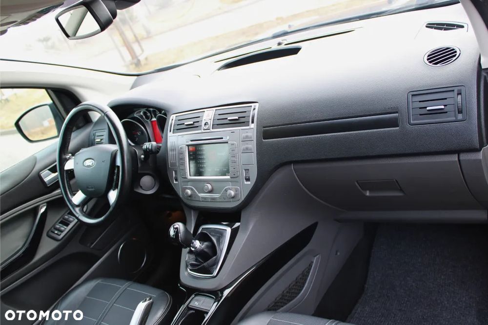 Ford Kuga 2.0 TDCi Titanium - 18