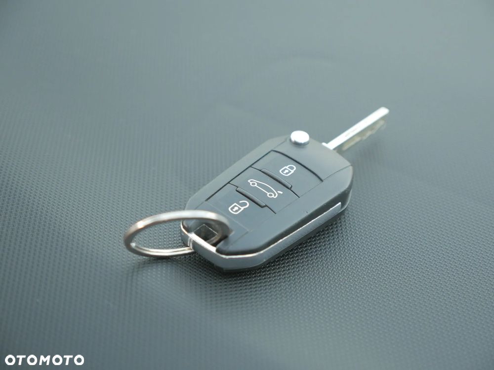 Opel Crossland X 1.2 Enjoy - 26