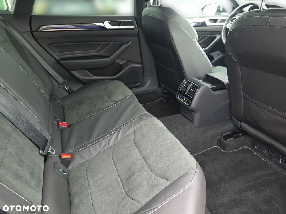 Volkswagen Arteon 2.0 TSI R-Line DSG - 13