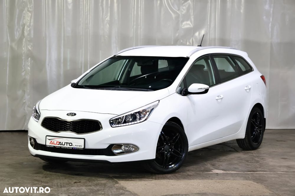 Kia Ceed 1.6 GDI Dream-Team Edition - 2