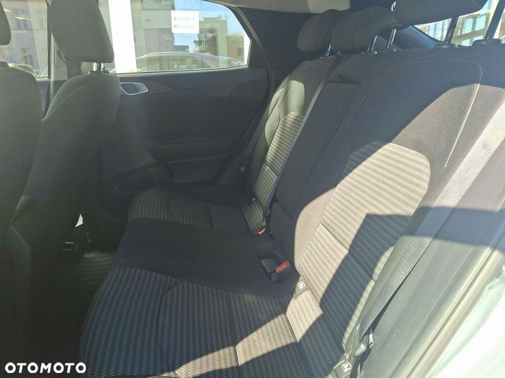 Kia XCeed 1.5 T-GDI M - 12